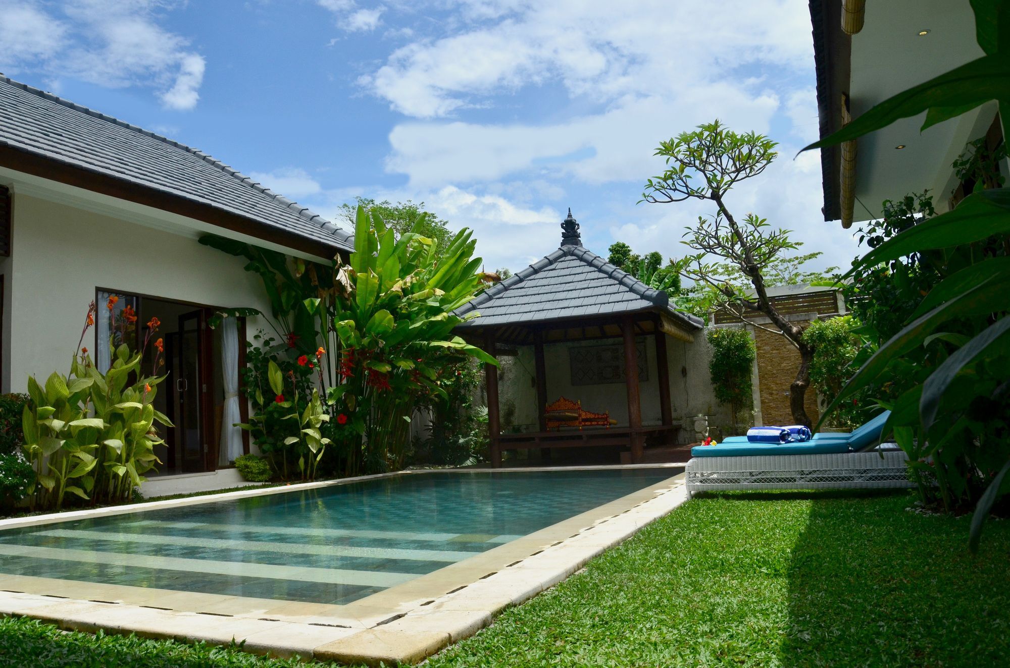 Villa Intan Bali Legian Exterior foto